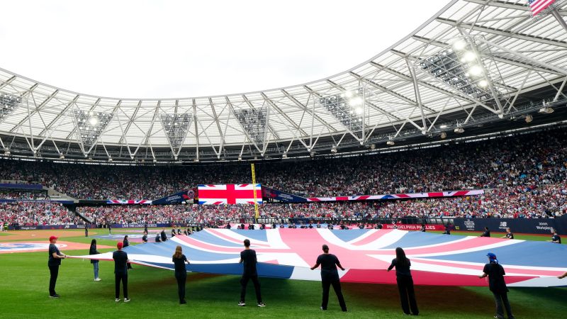 MLB: ‘Jump on the wagon,’ says Phillies star Bryce Harper as baseball fever hits UK – with a little help from Rob McElhenney