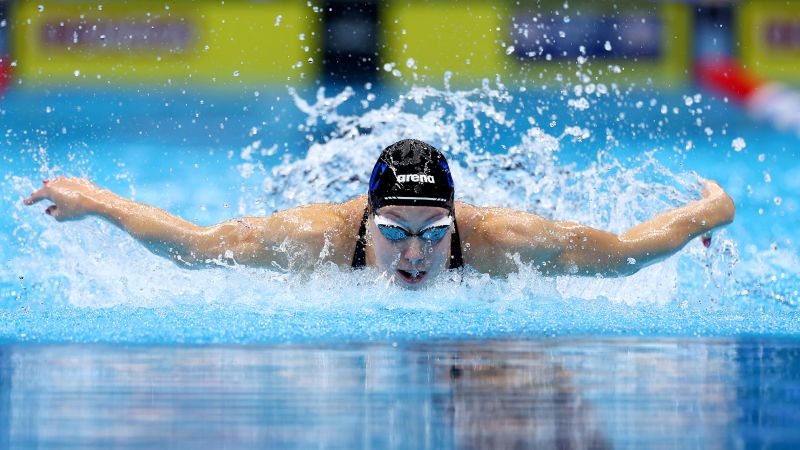 Gretchen Walsh makes US Olympic team a day after breaking the 100-meter butterfly world record