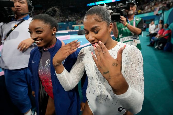 Chiles reacts after winning the bronze medal in the floor exercise. Chiles was initially in fourth, behind Romania's Ana Bărbosu, but <a href="https://www.cnn.com/sport/live-news/paris-olympics-news-2024-08-05#h_23d9836a99aa0714caefc8a9eba9b97f">she successfully challenged her difficulty score</a> and received the extra 0.1 that she needed to move up to third.