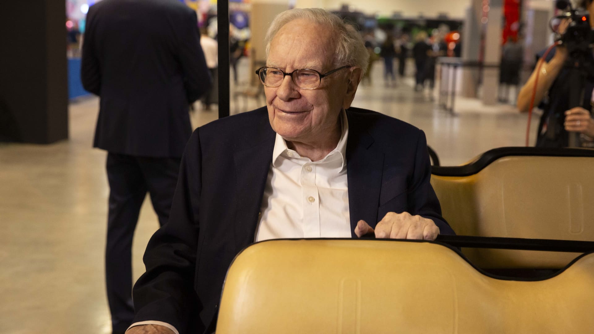 Warren Buffett’s Berkshire trims Bank of America stake for the first time since 2019 after strong rally