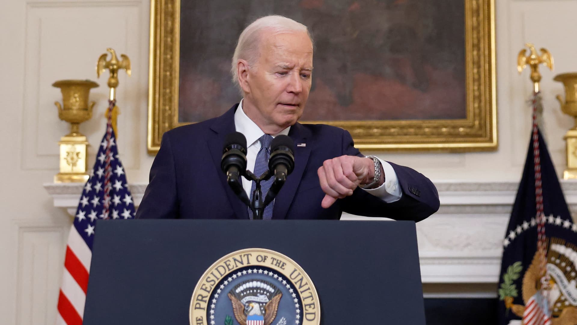 Biden tries to calm Democrats as 2024 drop-out pressure mounts: ‘I’m not leaving’