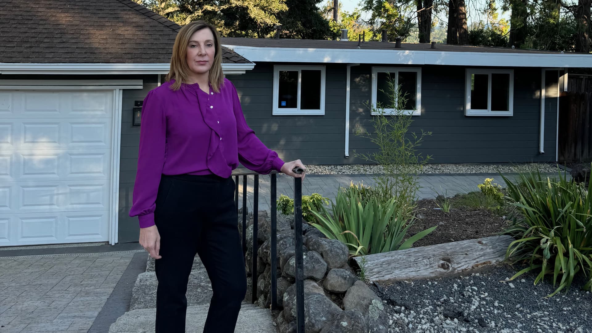 A Silicon Valley executive had $400,000 stolen by cybercriminals while buying a home. Here’s her warning