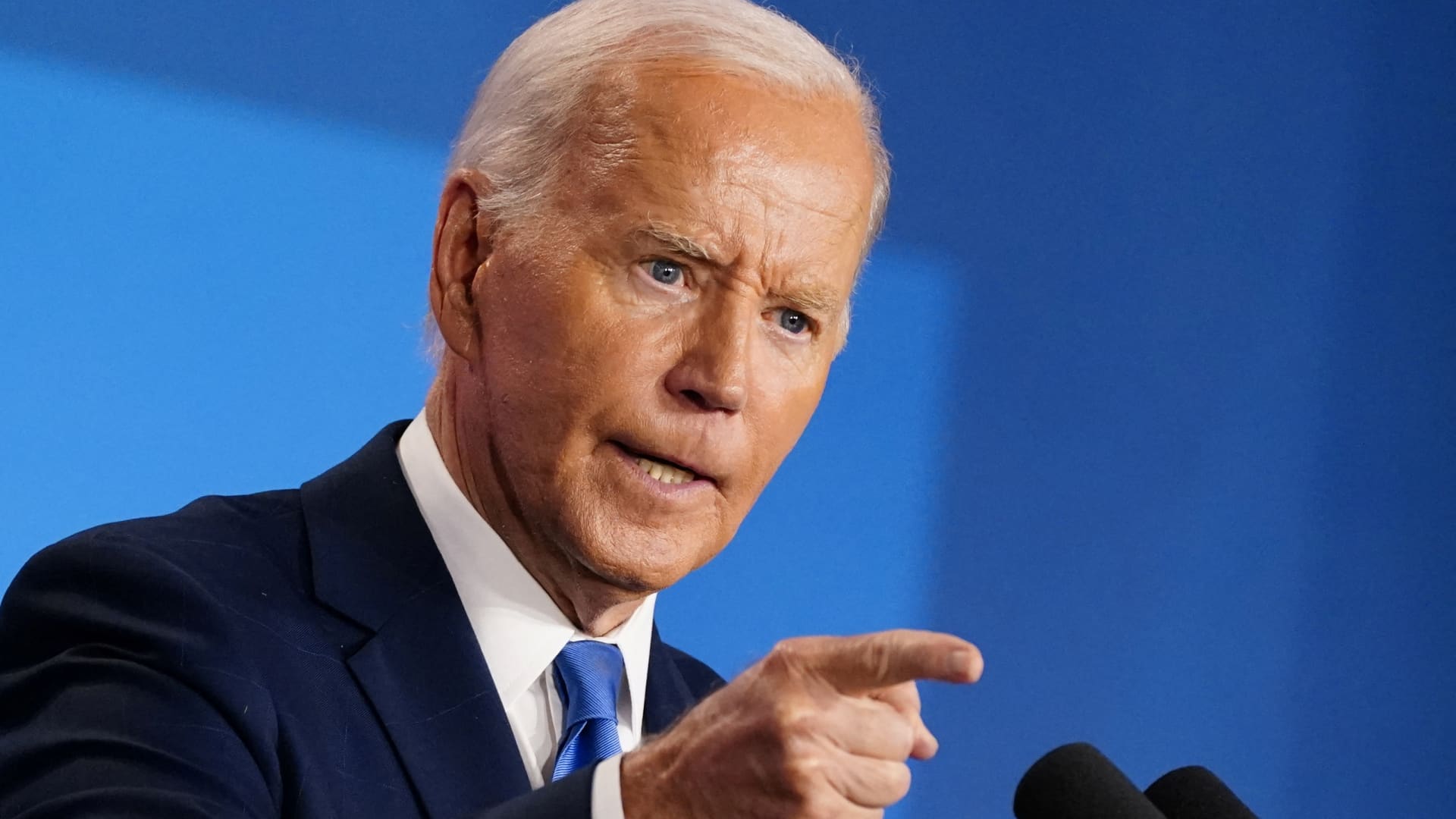 Nearly 20 Democrats in Congress have called on Biden to quit race