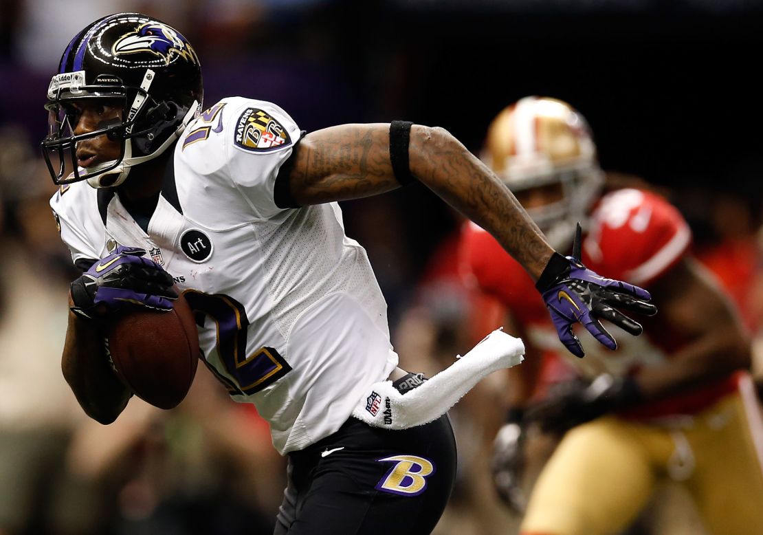 Jones runs with the ball for a 56-yard touchdown against the San Francisco 49ers in the second quarter of Super Bowl XLVII.