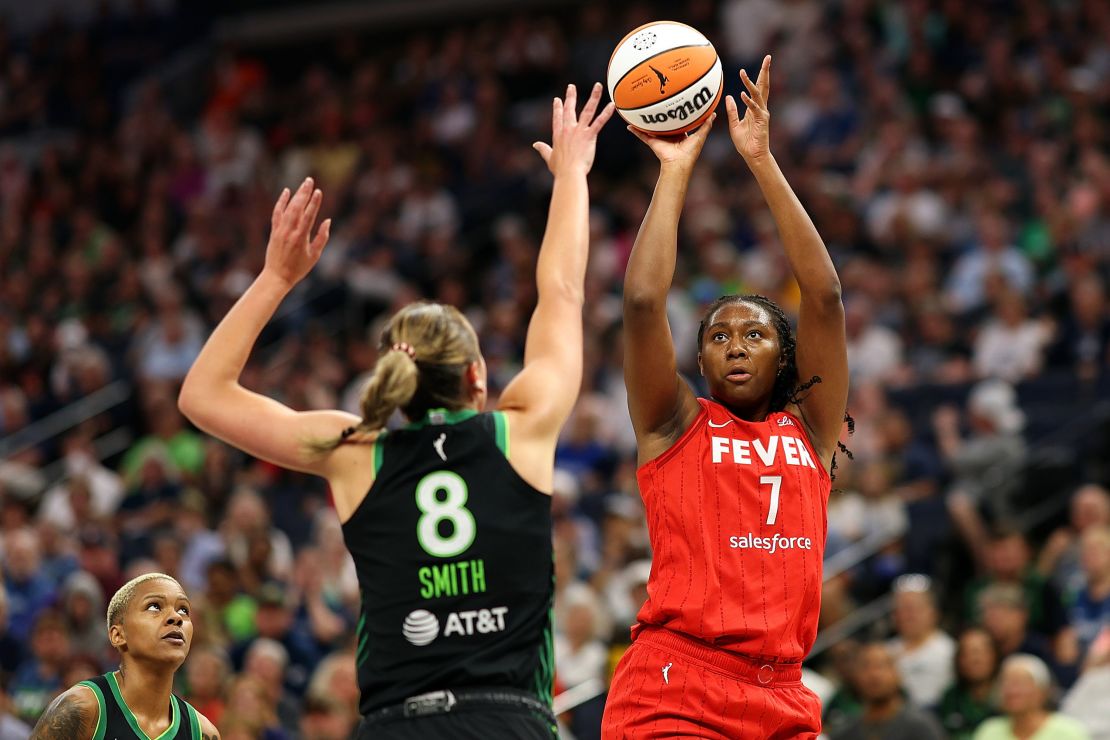 Boston shoots the ball against Alanna Smith of the Minnesota Lynx in the first quarter.