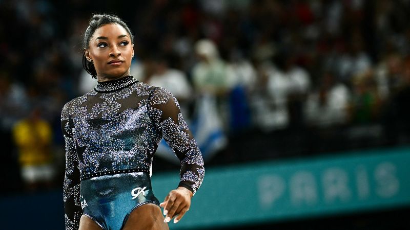 ‘It’s a very big deal’: Sports analyst reacts to Simone Biles’ apparent injury