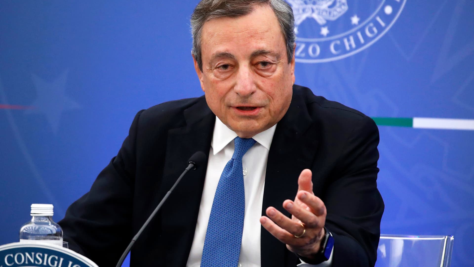 Draghi urges radical European Union reform requiring extra 800 billion euros a year