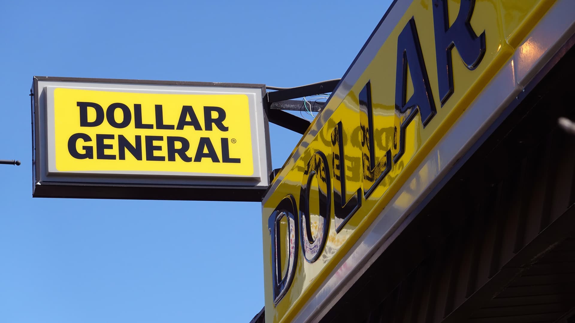 Dollar General shares crater 25% as retailer cuts outlook, blaming ‘financially constrained’ customers