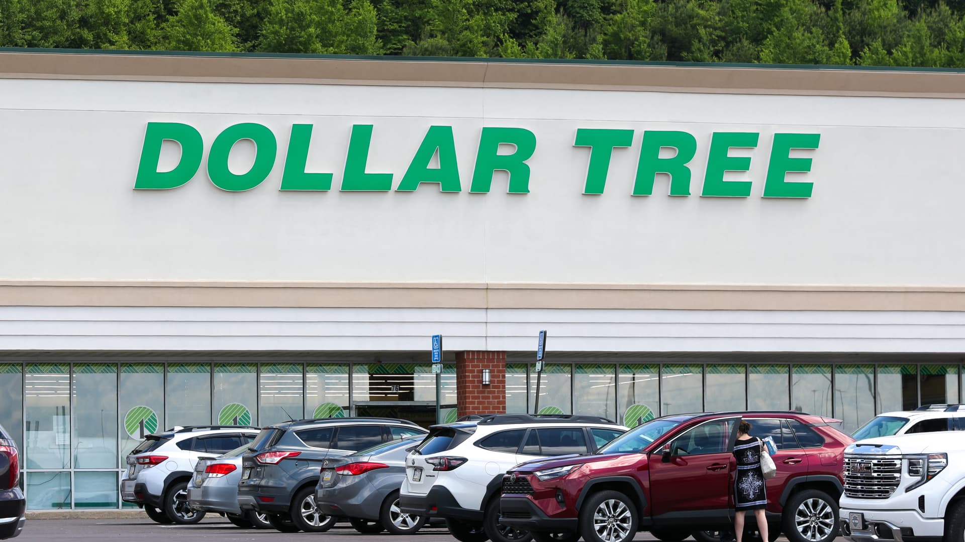 Stocks making the biggest moves midday: Dollar Tree, GitLab, Zscaler and more