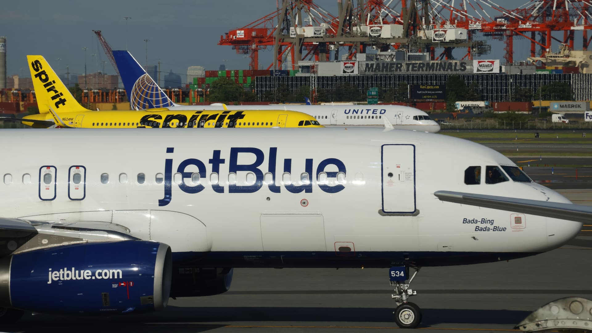 Stocks making the biggest moves midday: JetBlue, Hawaiian Electric, KeyCorp, Monday.com and more