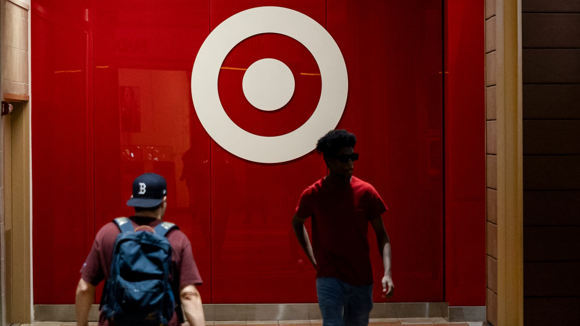 Stocks making the biggest moves midday: Target, JD.com, Macy’s and more