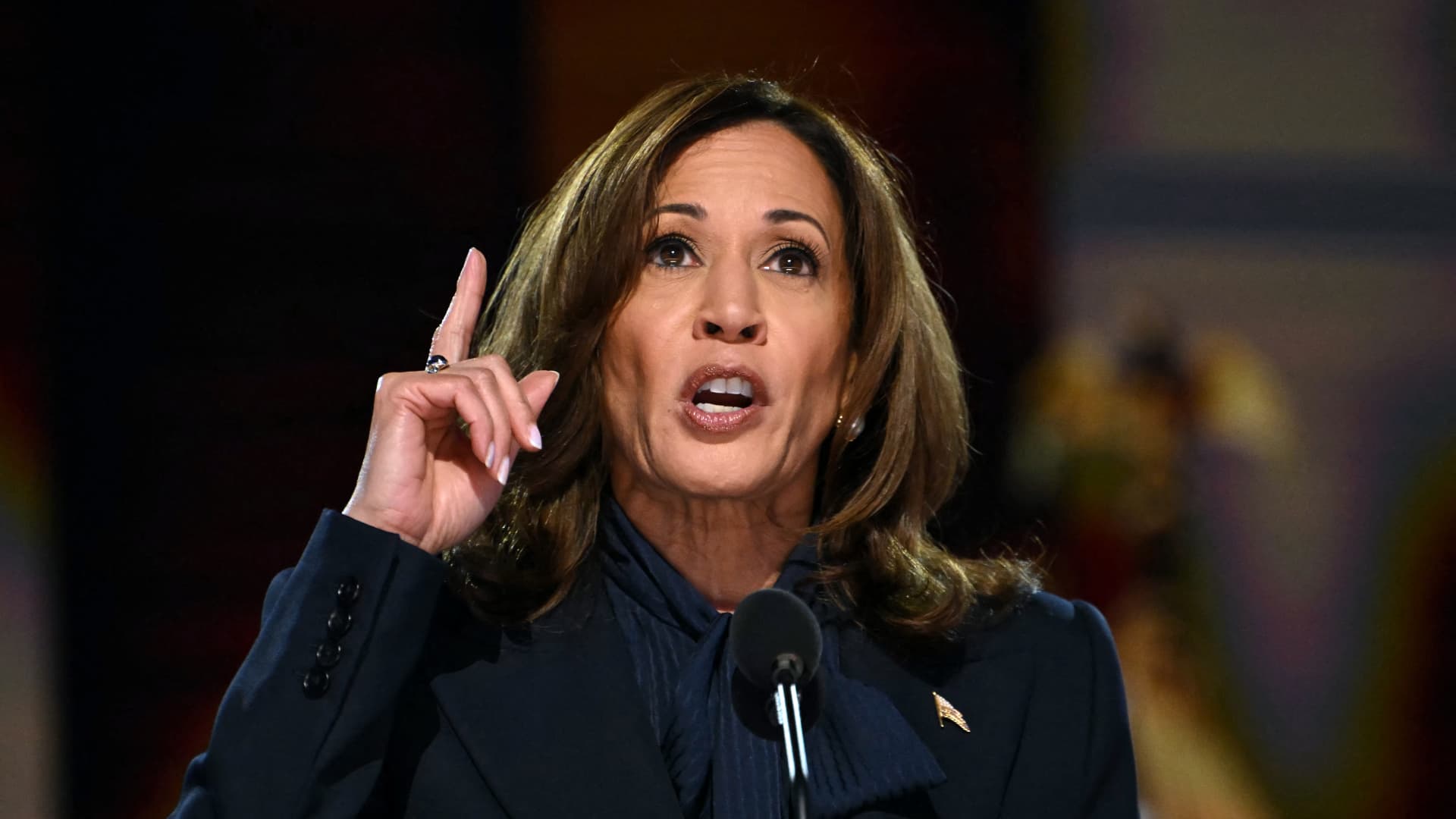 Harris says Trump ‘wants to be an autocrat’ and tyrants are ‘rooting’ for him