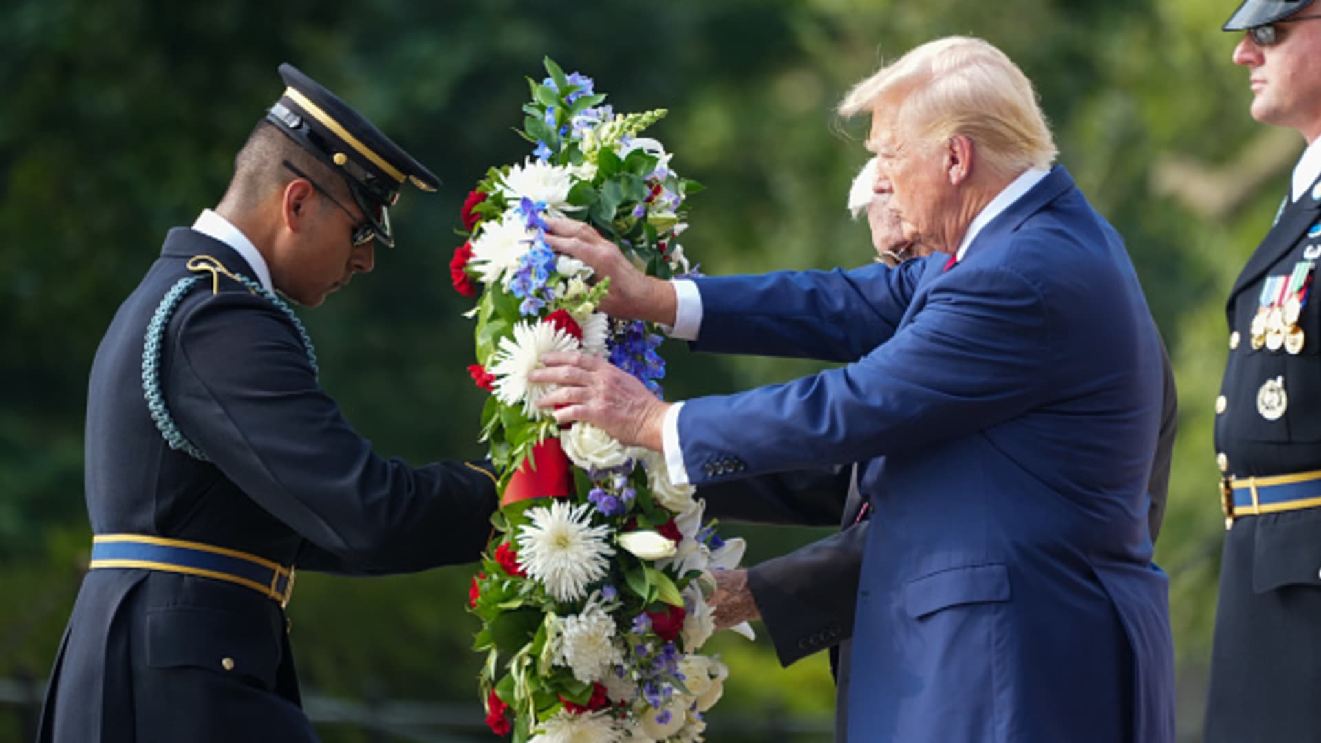 Trump Arlington cemetery incident ‘pretty sad,’ Harris campaign says