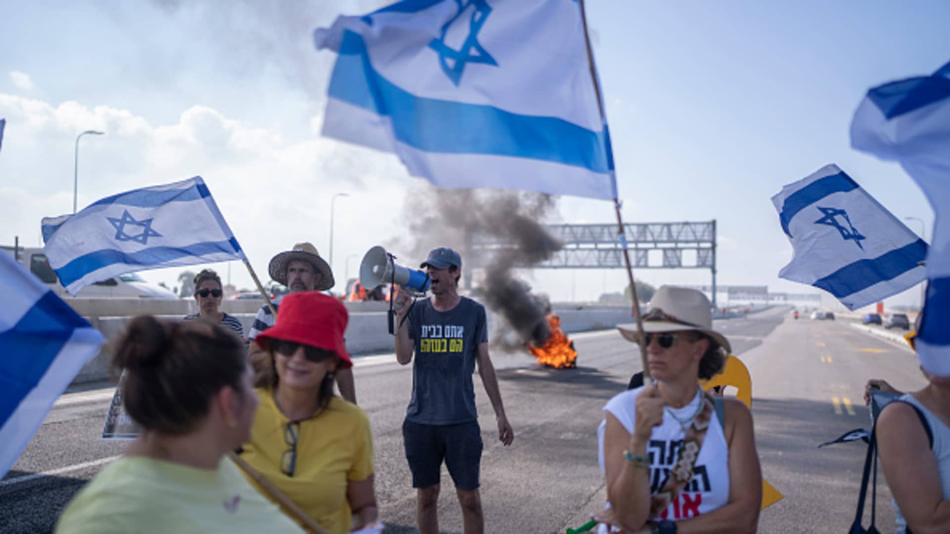 Nationwide strikes erupt in Israel as hostage deaths kindle pressure for cease-fire deal