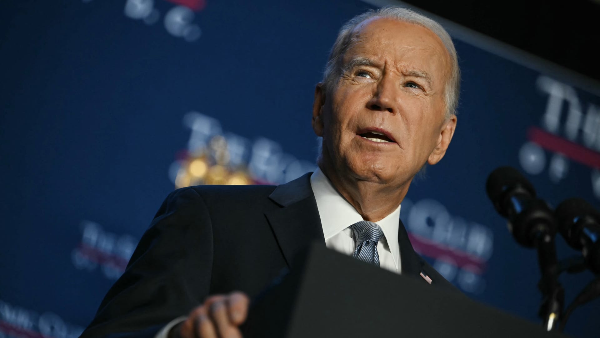 Watch: Biden delivers remarks at the Economic Club of Washington, D.C.