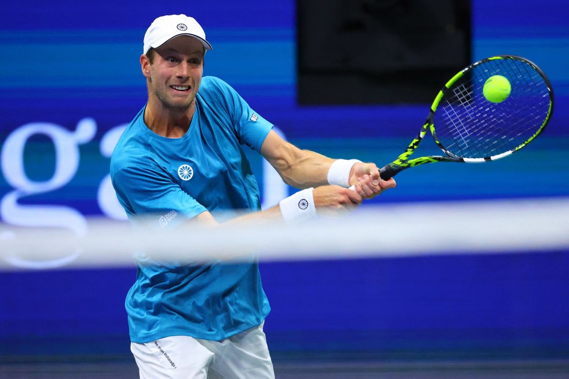 Botic van de Zandschulp of the Netherlands plays against Carlos Alcaraz of Spain during the US Open in Flushing, New York, on August 29, 2024.