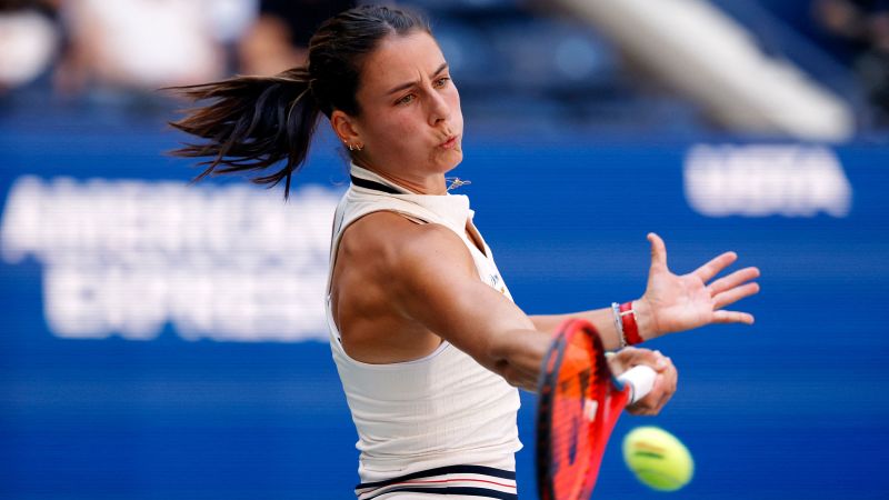 American Emma Navarro mounts dramatic comeback to reach her first US Open semifinal