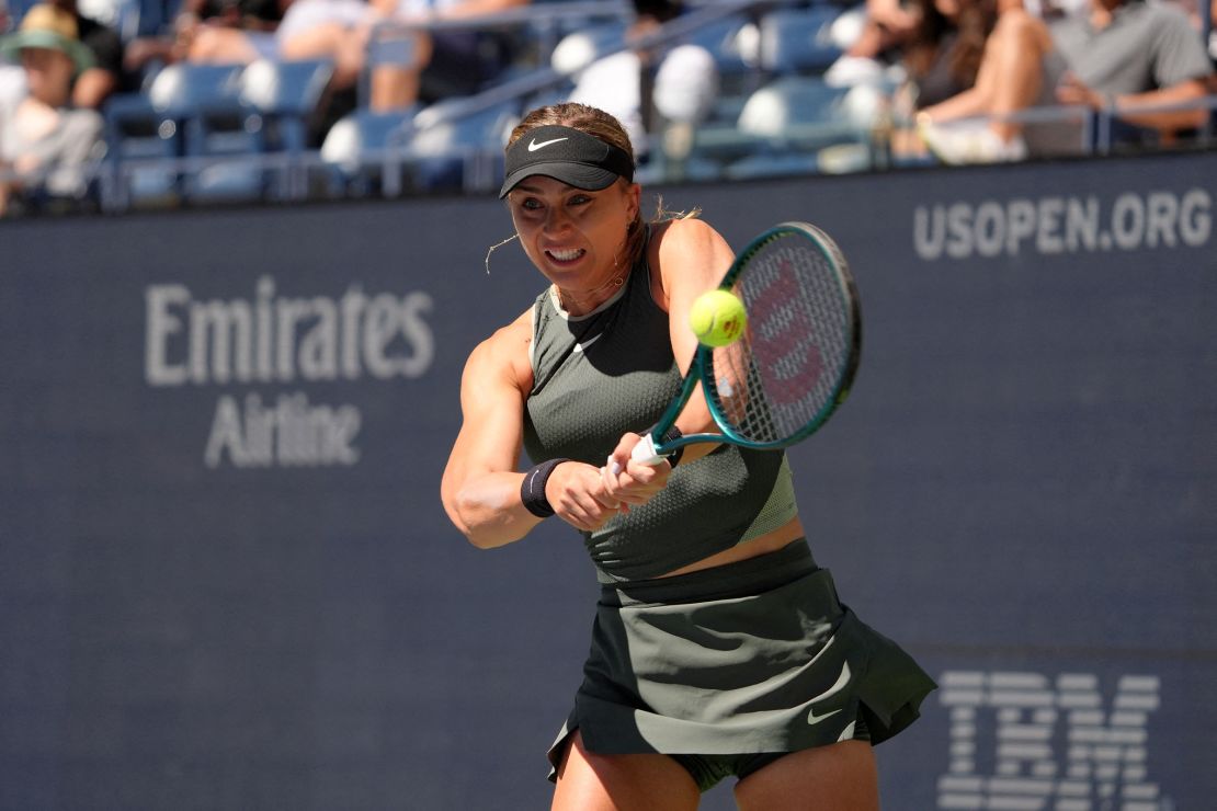 Badosa hits a backhand during the match.