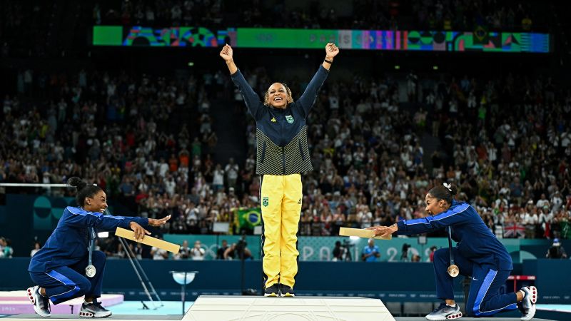 US gymnasts’ show of sportsmanship wins hearts in iconic podium moment