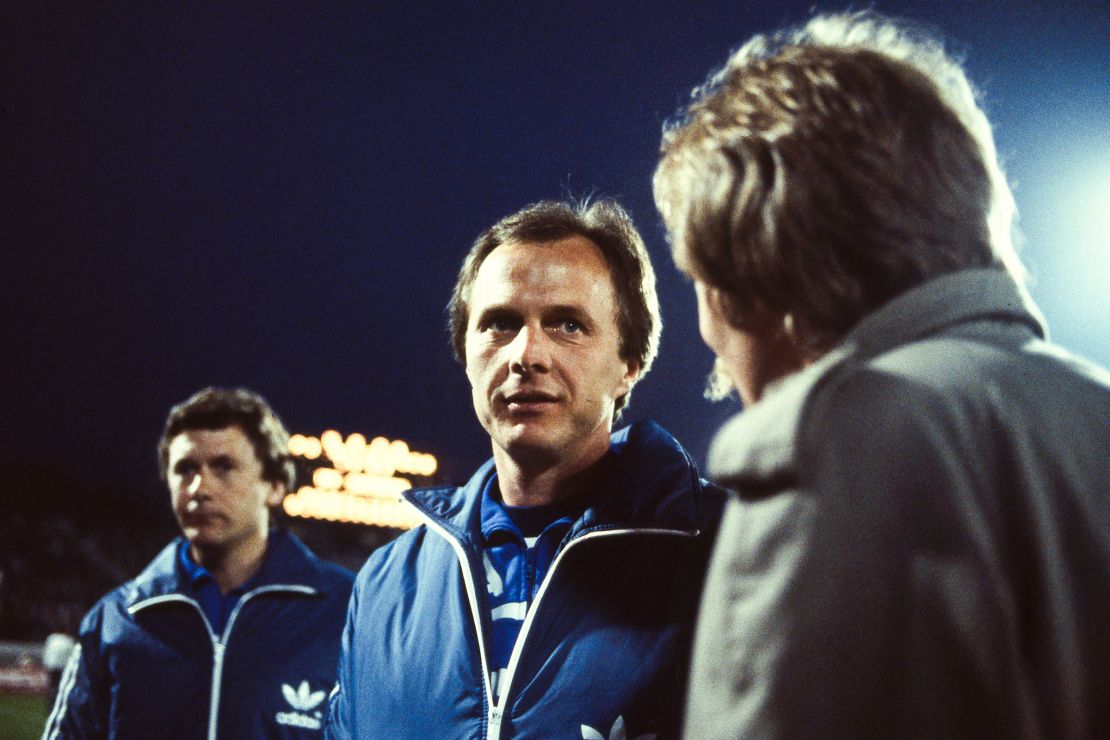 Eriksson (middle) as manager of Gothenburg during the UEFA Cup Final second leg match on May 12, 1982.