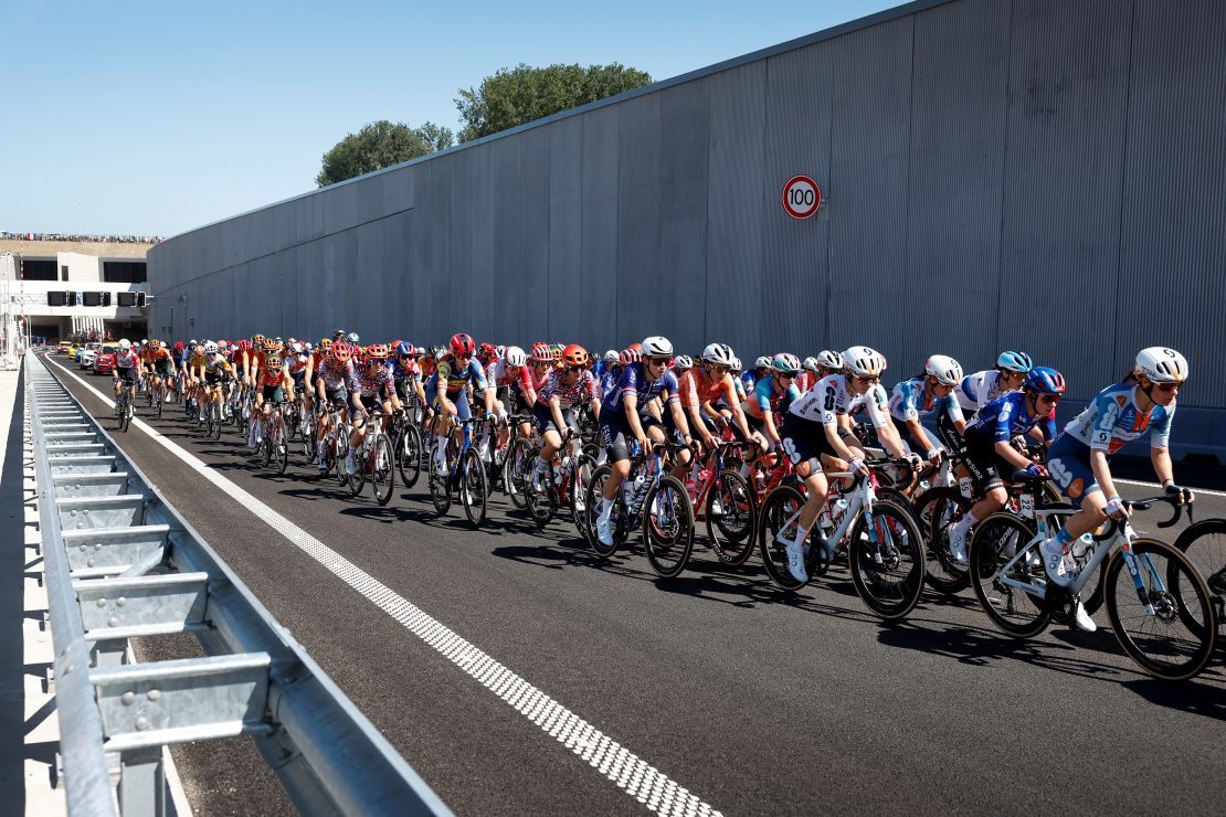 MAASSLUIS- Riders exit the Maasdeltatunnel during the opening stage of the 2024 Tour de France Femmes. ANP BAS CZERWINSKI (Photo by ANP via Getty Images)