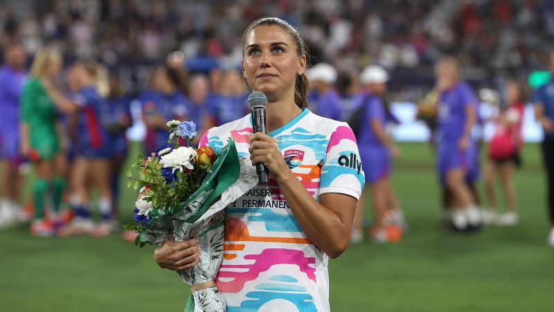 US soccer legend Alex Morgan waves goodbye after playing final minutes of remarkable career