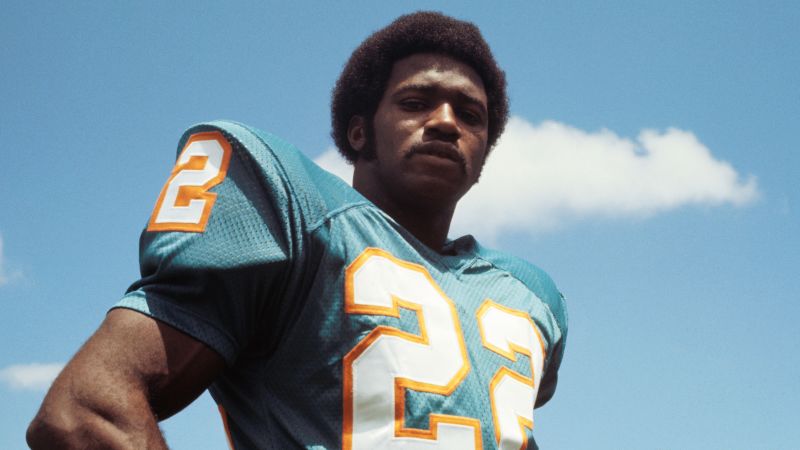 Mercury Morris, 2-time Super Bowl champion with Miami Dolphins, dies at 77