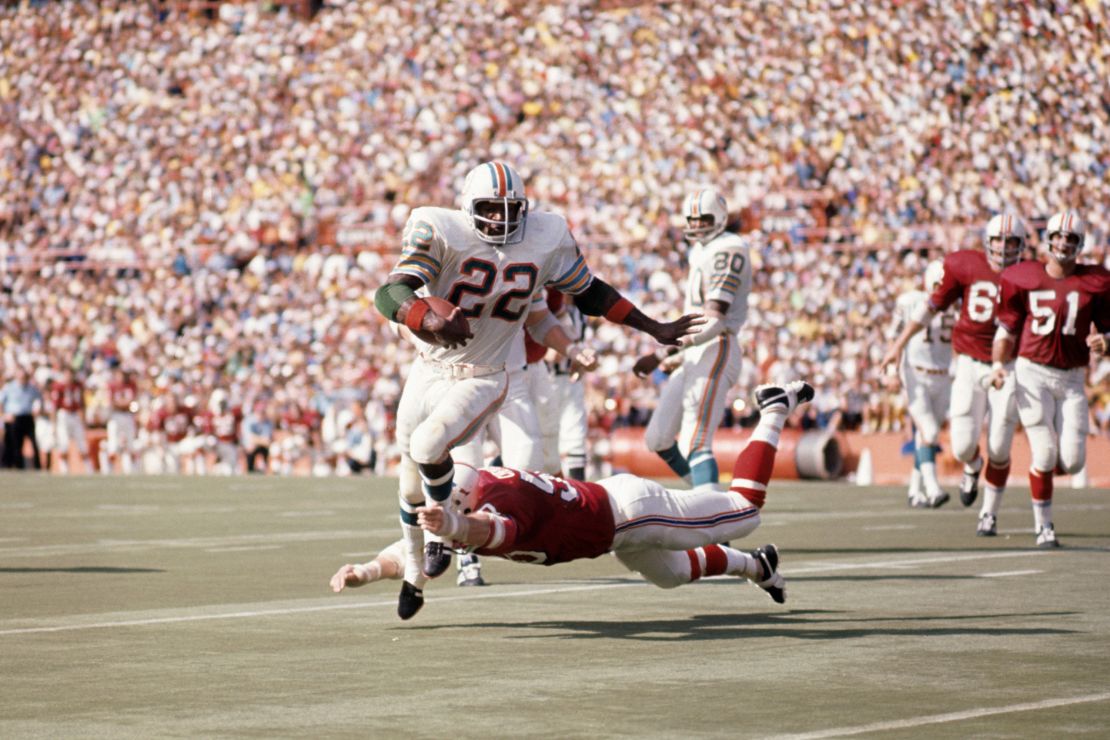 Morris rushed for a career-best 1,000 yards and 12 touchdowns in the 1972 perfect season.