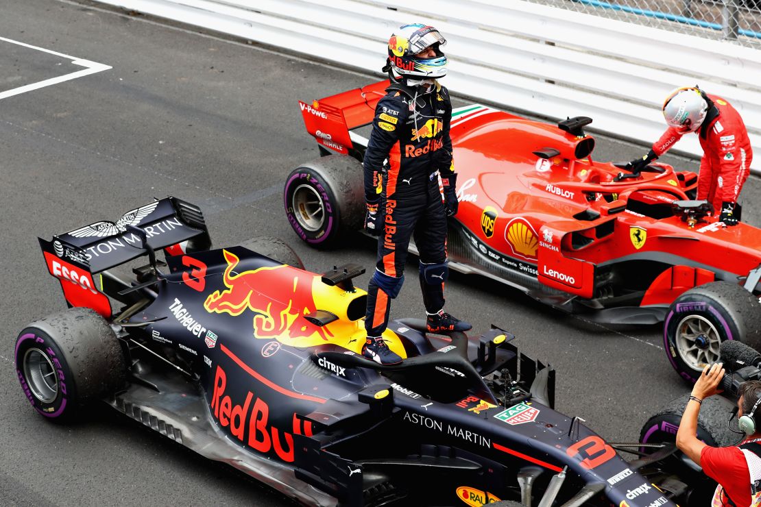 MONTE-CARLO, MONACO - MAY 27: Race winner Daniel Ricciardo of Australia and Red Bull Racing celebrates in parc ferme during the Monaco Formula One Grand Prix at Circuit de Monaco on May 27, 2018 in Monte-Carlo, Monaco. (Photo by Mark Thompson/Getty Images)