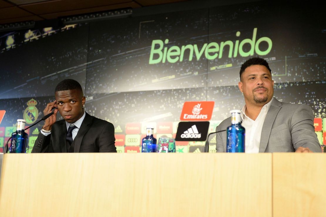 Vinícius, seen here in July 2018 with Ronaldo Nazário, is looking to emulate <em>O Fenômeno</em> and win the Ballon d'Or.