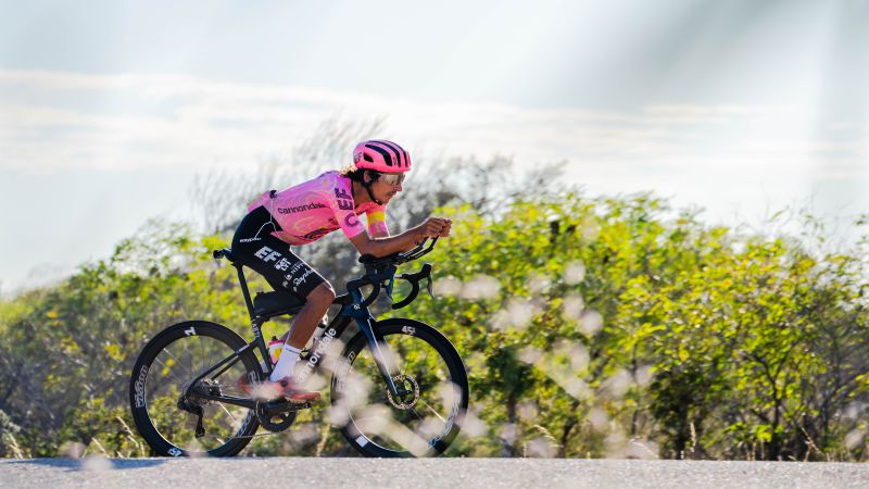 Lachlan Morton’s historic cycle around Australia: Headwinds, hunger and ‘a very close call’ with a kangaroo | CNN