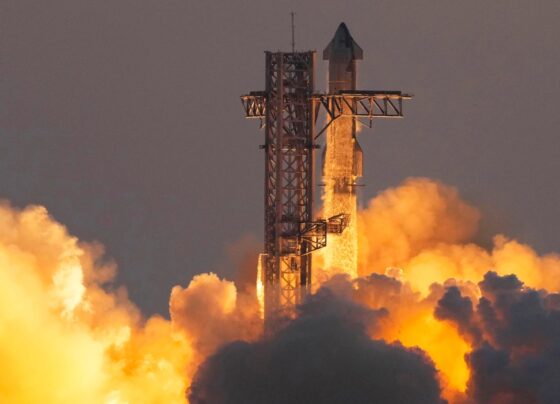 Space SpaceX catches Starship rocket booster in dramatic landing during fifth flight test