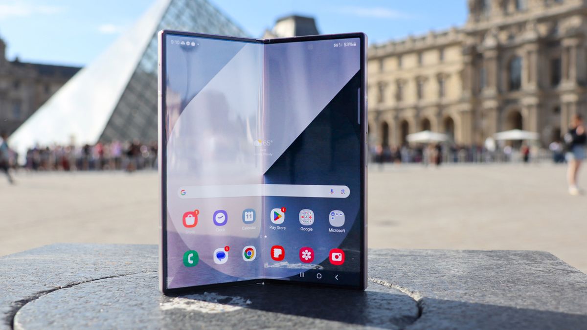 Samsung may have finally fixed the crease issue on its foldable phones