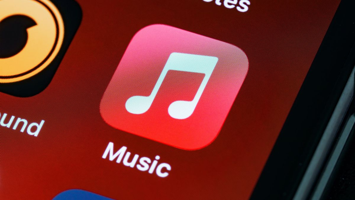 Apple Music’s new Set List playlists might just split the crowd