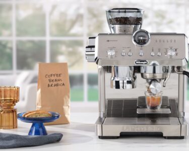 De'Longhi's new fully manual coffee machine lets you call the shots