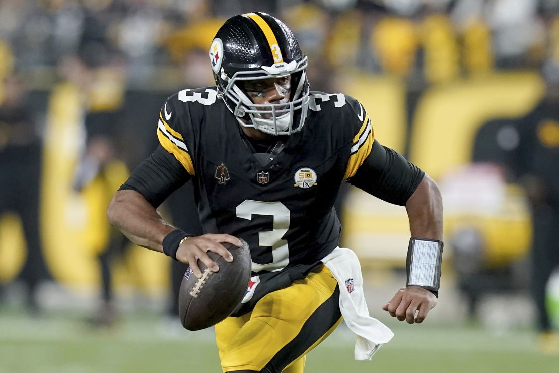 Wilson won his debut game for the Steelers by beating the New York Jets.