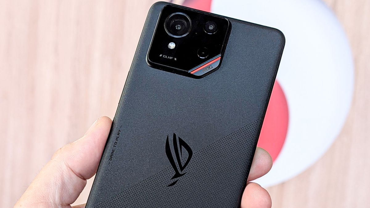 We got a sneak peak at the Asus ROG Phone 9, one of the first Snapdragon 8 Elite phones, and it’s going to be fast