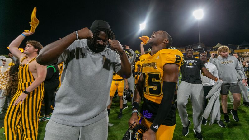 Kennesaw State Owls get first ever FBS victory in huge upset win over Liberty Flames | CNN