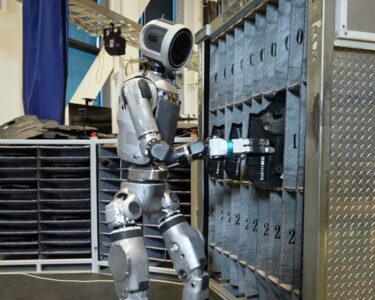 Atlas robot's fully autonomous video is this Halloween's scariest video