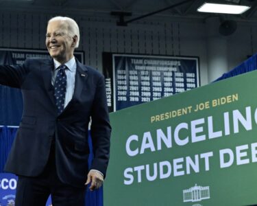 Biden student debt plan creates financial disaster loan cancellation