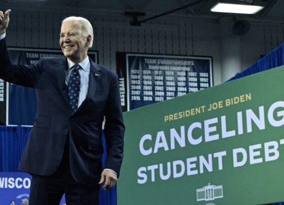 Biden student debt plan creates financial disaster loan cancellation