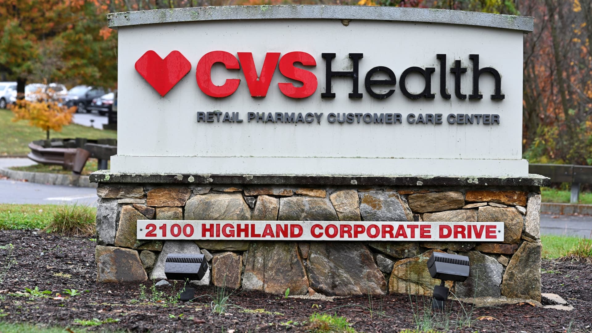 CVS replaces CEO Karen Lynch with exec David Joyner