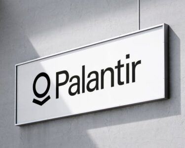 If You Invested $1,000 In Peter Thiel Co-founded Palantir When It IPOed 4 Years Ago, Here's How Much You Would Have Now