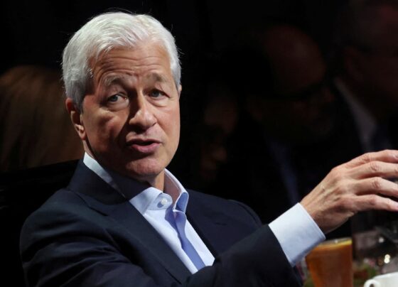 Jamie Dimon says 'the worst outcome is stagflation,' a scenario he's not taking off the table