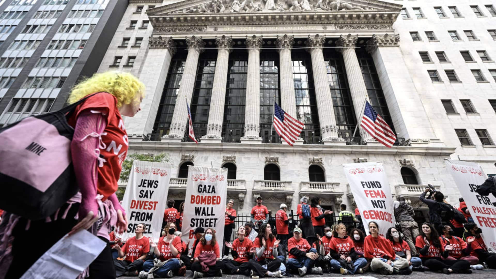 Pro-Palestine protestors cause disturbance outside New York Stock Exchange