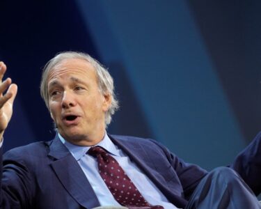 Ray Dalio says the U.S. needs a strong leader of the middle and 'broad-based prosperity'