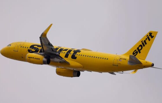 Spirit Airlines stock plunges 28% because the end might be near