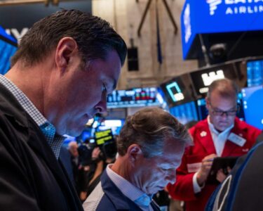 Stock market today: Indexes dip ahead of mega-cap tech earnings