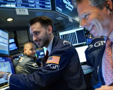 Stock market today: Nasdaq closes at a record ahead of key tech earnings