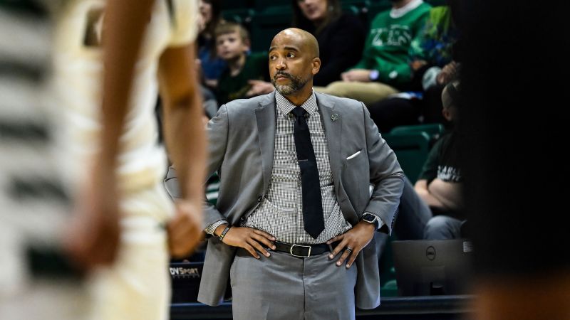 USF men’s head basketball coach Amir Abdur-Rahim dead at 43 | CNN